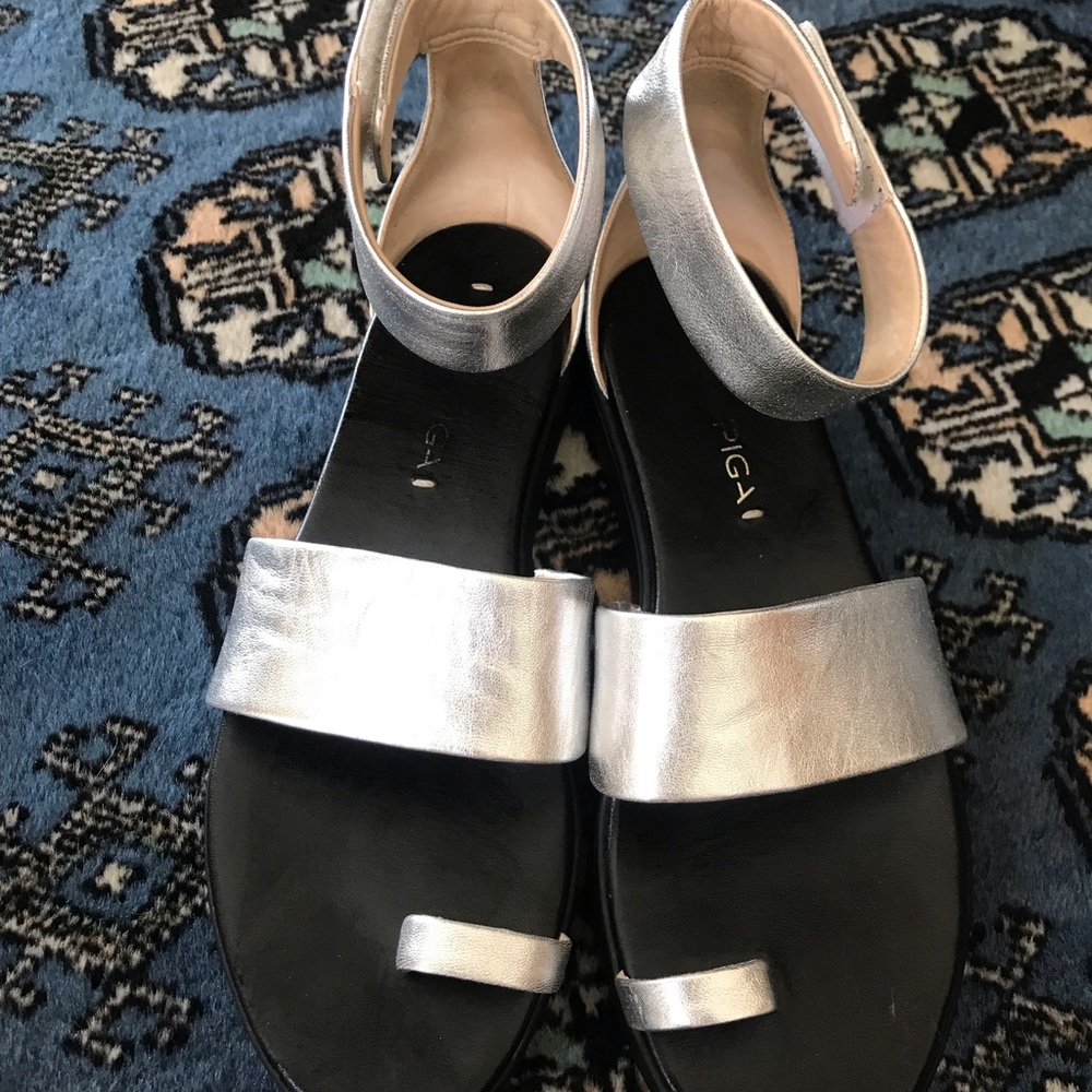 Via Spiga Silver leather sandals 7
